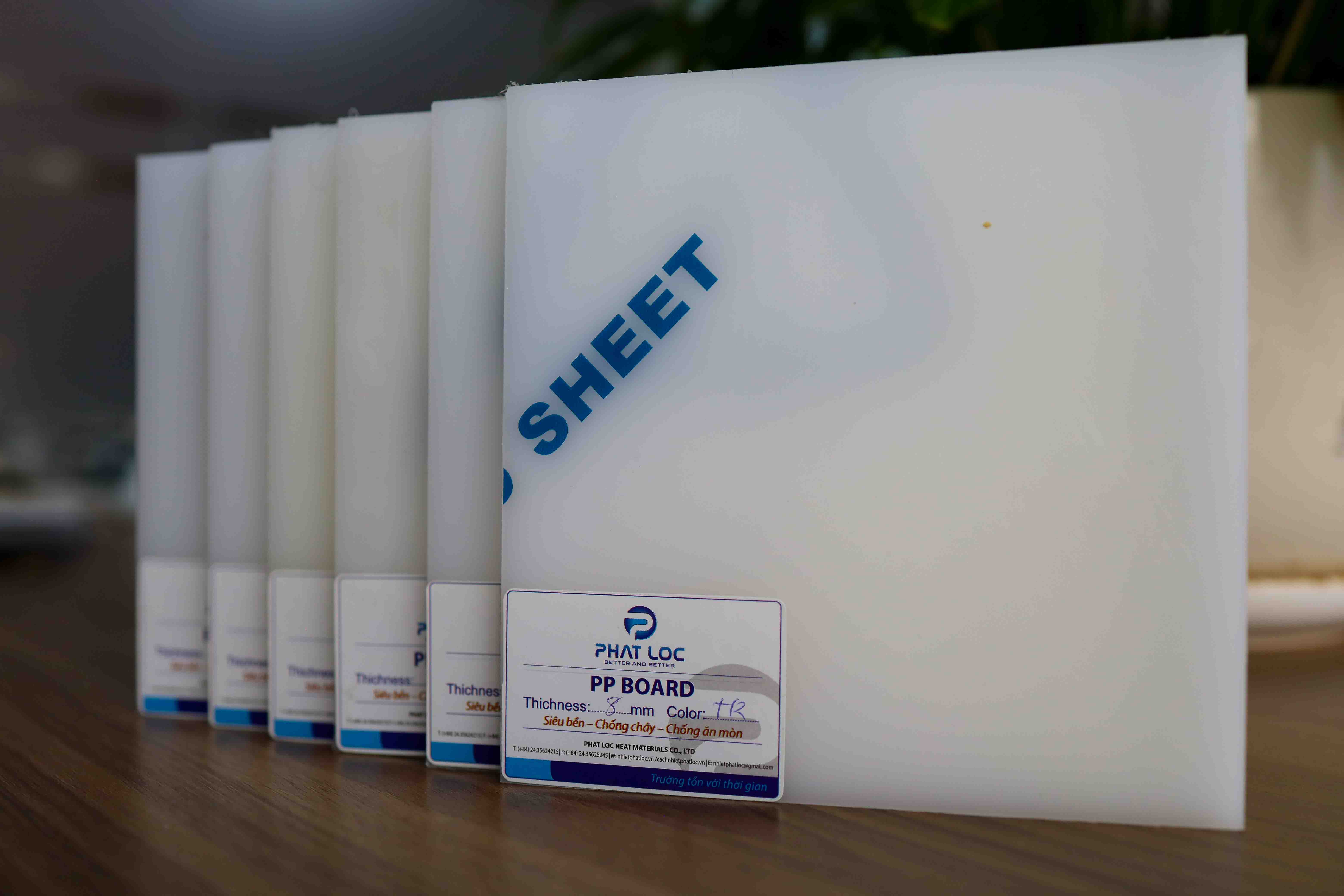 Tấm Nhựa PP Kỹ Thuật - Màu Sắc, Kích Thước, Độ Dày Sản Xuất Theo Yêu Cầu