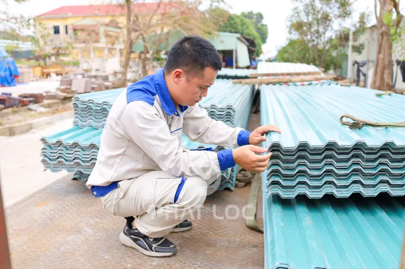 Kích thước tiêu chuẩn của tấm lợp nhựa sóng vuông