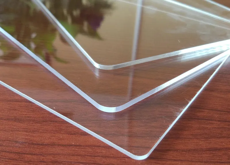 Tấm nhựa lợp mái bằng nhựa Composite