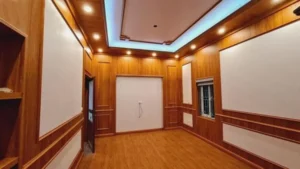 Có Nên Dùng Tấm Nhựa Ốp Tường Không? 5 Kinh Nghiệm Hữu Ích Cho Người Mới Bắt Đầu
