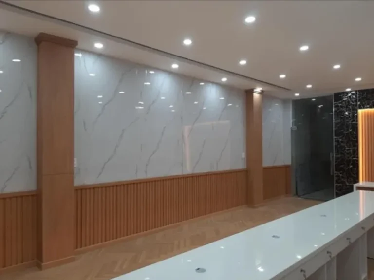Ốp mặt tiền shop, showroom – Hiện đại, dễ thay đổi concept