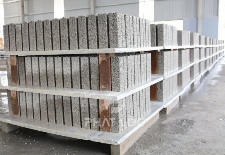 Báo giá pallet nhựa ép gạch & Quy trình đặt hàng tại Phát Lộc