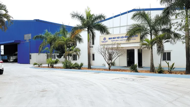 Năng lực nổi bật của nhà máy sản xuất tấm nhựa PVC công nghệ cao tại Phát Lộc