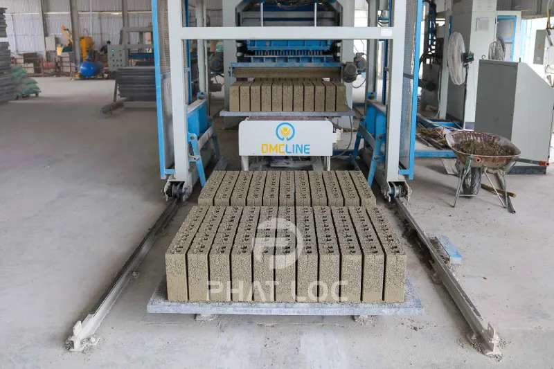 Ngành xây dựng – Đặc biệt trong ép gạch không nung