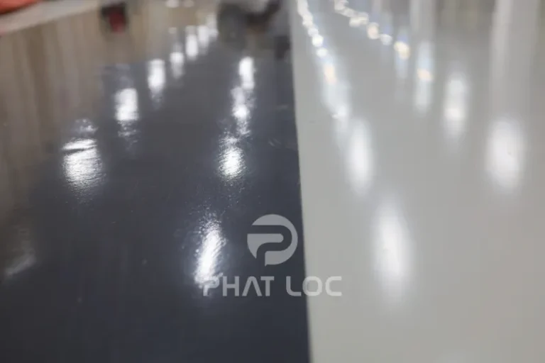 Bảng giá tham khảo Tấm trải sàn PVC tại TP.HCM năm 2025