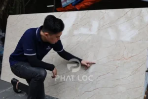 6+ Mẫu Vân Đá PVC Ốp Tường Văn Phòng, Công Ty – Giải Pháp Đẹp, Bền, Thi Công Gọn