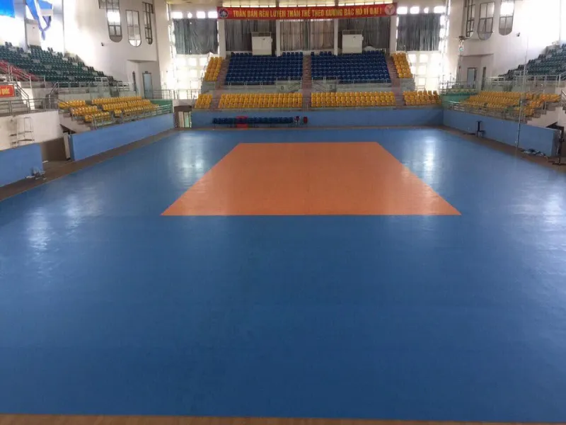 Sân thể thao đa năng trong nhà