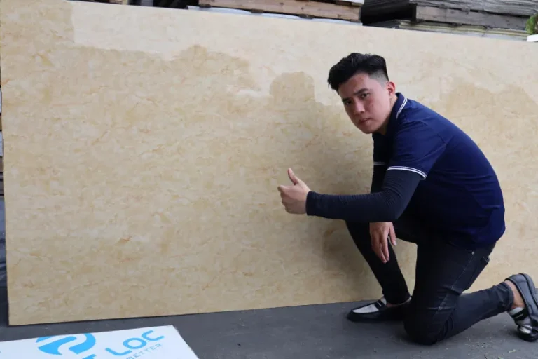 Top 5+ Tấm PVC Vân Đá Ốp Bếp Sang Trọng – Hiện Đại – Vệ Sinh Nhanh, Giá Hợp Lý 2025