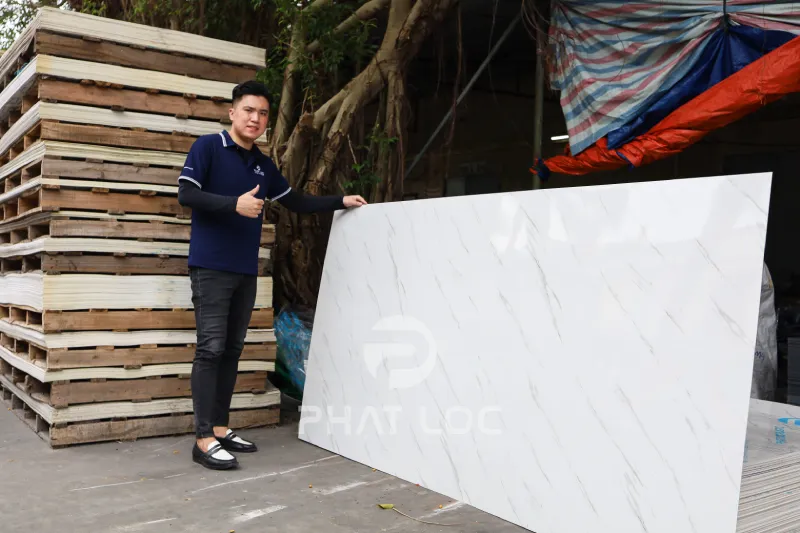 8+ Mẫu Tấm PVC Vân Đá Trắng Đẹp Sang Trọng – Lựa Chọn Lý Tưởng Cho Nhà Ở Và Công Trình Thương Mại