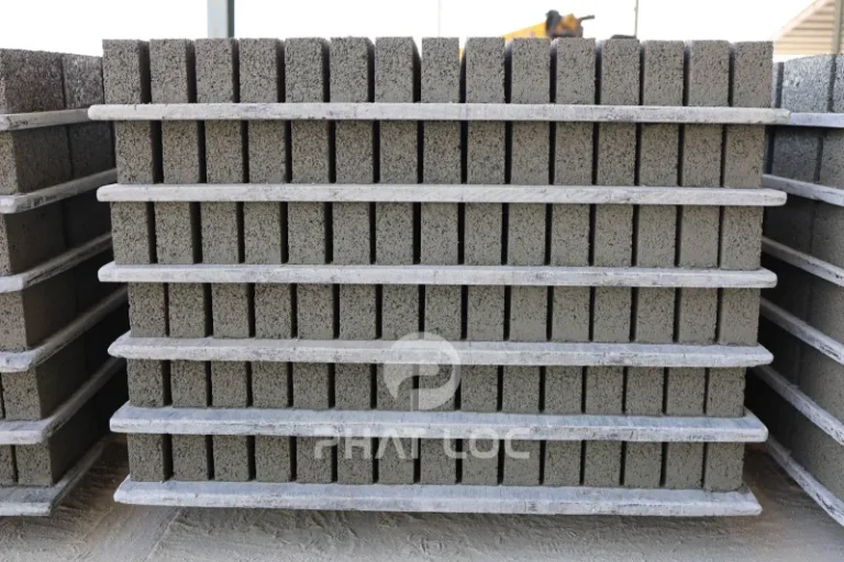 Pallet nhựa PP/PVC nguyên sinh – Giải pháp cho công nghiệp & sản xuất gạch không nung