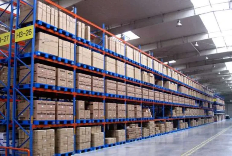Pallet nhựa dùng để làm gì? Tái sử dụng bền bỉ, tiết kiệm chi phí