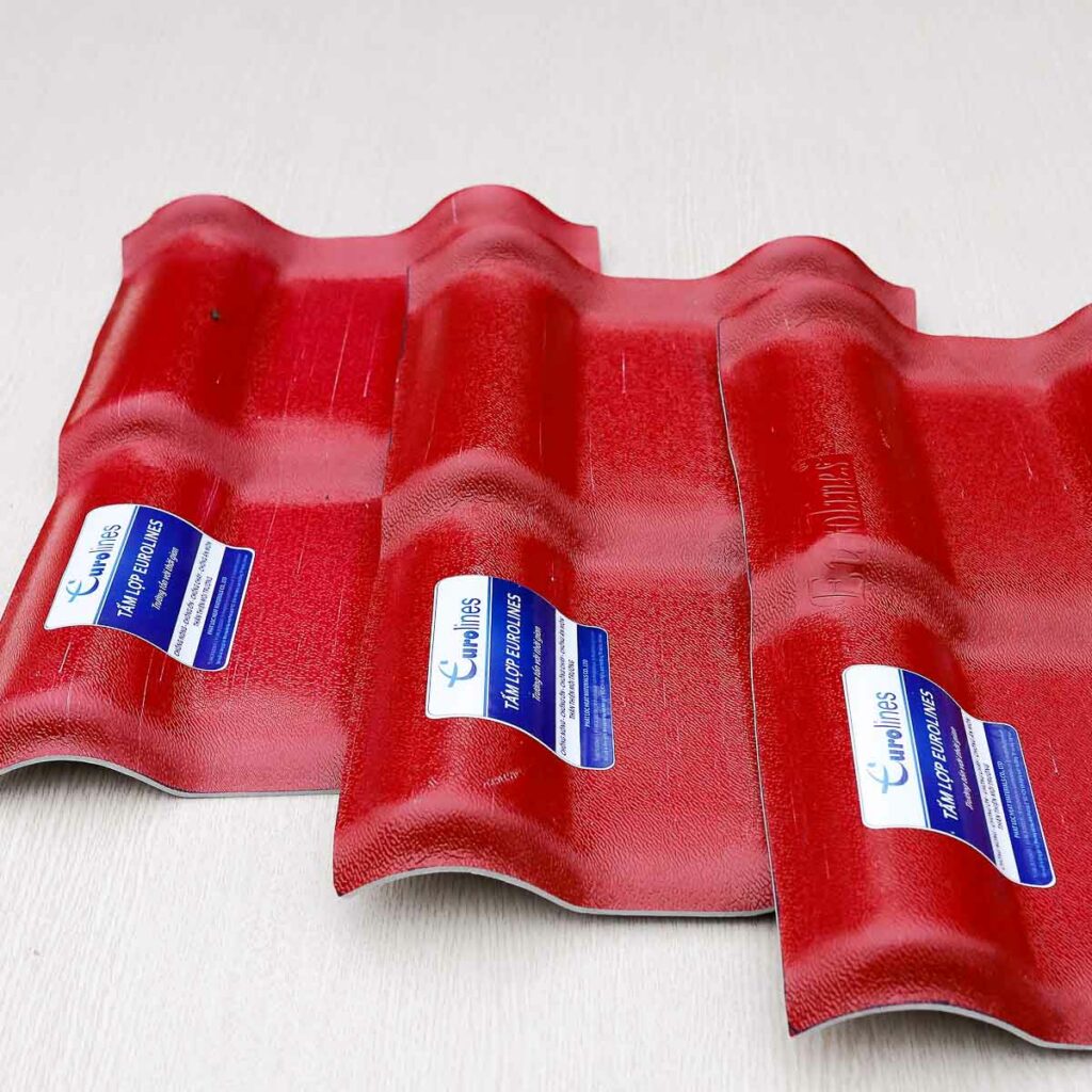 Giá ngói nhựa màu đỏ PVC/ASA mới nhất cuối năm 2025
