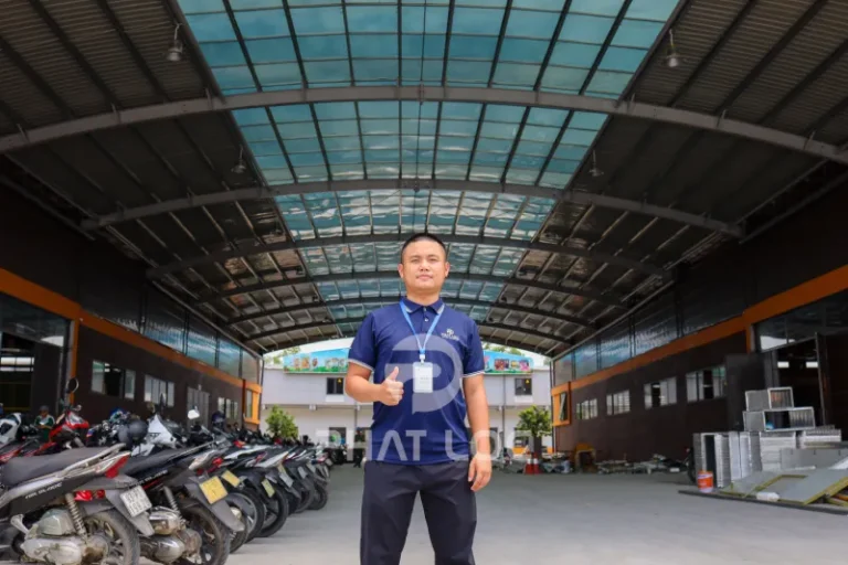 Nhà xưởng, giếng trời diện tích lớn