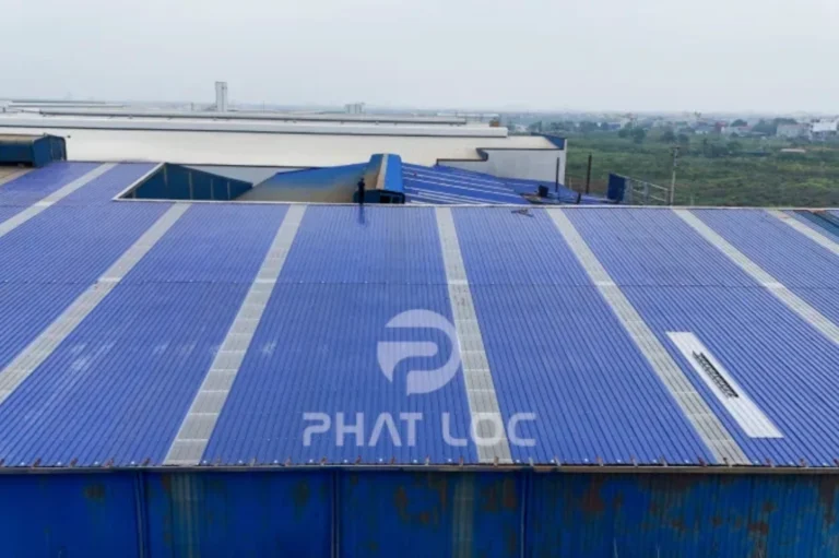 4+ Mẫu Tôn Nhựa Cao Cấp Phù Hợp Nhà Xưởng & Khu Công Nghiệp 2026 3 Công Ty Tnhh Vật Liệu Nhiệt Phát Lộc Tôn Nhựa Cao Cấp PVC/ASA màu xanh dương