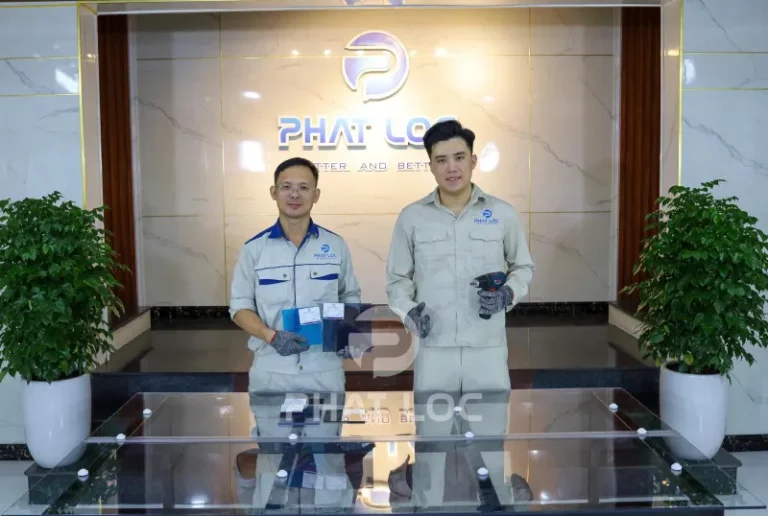 Báo Giá Tấm Poly Đặc 2mm Năm 2026 – Gia Công Theo Yêu Cầu, Chi Phí Tối Ưu 8 Công Ty Tnhh Vật Liệu Nhiệt Phát Lộc Vì sao nên chọn Phát Lộc cung cấp Tấm Poly Đặc 2mm?