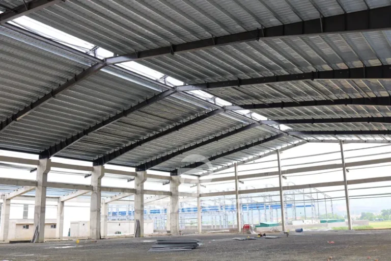 Tấm Nhựa Xuyên Sáng Eurolines Giúp Tiết Kiệm Điện Và Tăng Hiệu Quả Lấy Sáng 5 Công Ty Tnhh Vật Liệu Nhiệt Phát Lộc Thiết Kế Lấy Sáng Thông Minh: Không Phải Cứ Lợp Nhiều Là Tốt