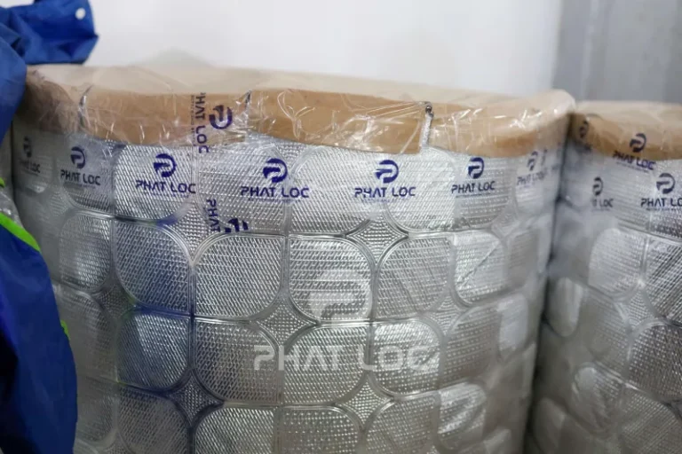 Báo Giá Màng Bạc Phủ Tôn Xốp PU Theo Yêu Cầu – Cập Nhật 2026 2 Công Ty Tnhh Vật Liệu Nhiệt Phát Lộc Bảng giá Màng Bạc Phủ Tôn Xốp mới nhất 2026