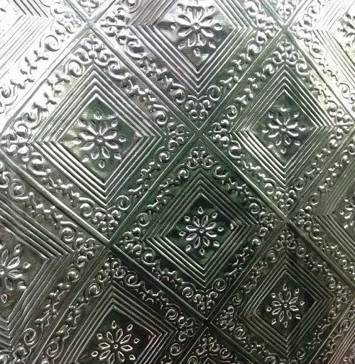 Báo Giá Màng Bạc Phủ Tôn Xốp PU Theo Yêu Cầu – Cập Nhật 2026 3 Công Ty Tnhh Vật Liệu Nhiệt Phát Lộc Màng bạc vân vuông