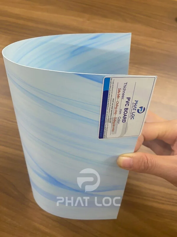 Bảng Giá Tấm Nhựa PVC Mỏng 08/2026 Mới Nhất – Ưu Đãi Quý III Trực Tiếp Từ Nhà Máy 3 Công Ty Tnhh Vật Liệu Nhiệt Phát Lộc So sánh Giá Tấm Nhựa PVC Mỏng 08/2026 với bìa giấy làm rập