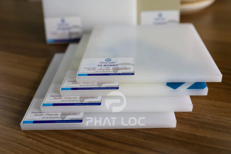 Giá Tấm Nhựa PP 15mm 07/2026 Mới Nhất | Cập Nhật Báo Giá Quý III 2 Công Ty Tnhh Vật Liệu Nhiệt Phát Lộc Vì sao Tấm Nhựa PP 15mm được nhiều nhà máy lựa chọn?