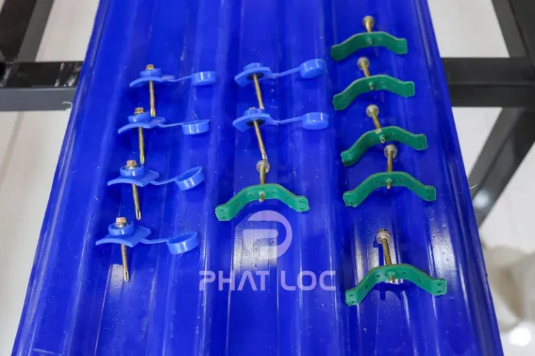 Bảng Giá Phụ Kiện Mái Tôn Nhựa 08/2026 Mới Nhất – Ưu Đãi Khi Mua Kèm Tấm Lợp 7 Công Ty Tnhh Vật Liệu Nhiệt Phát Lộc Vít bắn tôn và nắp chụp vít