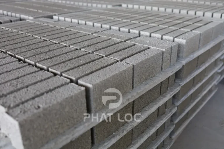 Giá Pallet PP 28mm Mới Nhất: Ưu Đãi Đến 30% Trực Tiếp Tại Nhà Máy 1 Công Ty Tnhh Vật Liệu Nhiệt Phát Lộc Pallet PP 28mm – Vì sao được nhiều dây chuyền quan tâm?