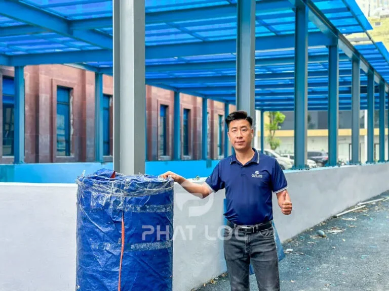 Giá Tấm Poly Xanh 08/2026 Mới Nhất – Ưu Đãi Chiết Khấu Đến 30% Cho Mọi Công Trình 5 Công Ty Tnhh Vật Liệu Nhiệt Phát Lộc Vì Sao Nên Chọn Giá Tấm Poly Xanh 08/2026 Newlight Tại Phát Lộc?