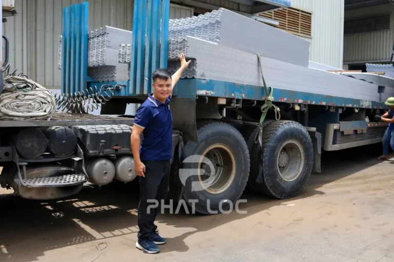Tôn Nhựa Quảng Ninh: Tư Vấn, Thiết Kế Trọn Gói – Báo Giá Tốt, Chiết Khấu 30% 4 Công Ty Tnhh Vật Liệu Nhiệt Phát Lộc Lắp Đặt Tôn Nhựa Tận Nơi Tại Quảng Ninh